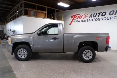 2013 Chevrolet Silverado 1500 Work Truck photo 2