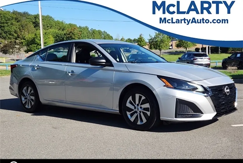 2024 Nissan Altima 2.5 S photo 1