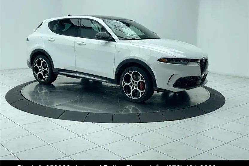 2024 Alfa Romeo Tonale Ti photo 1