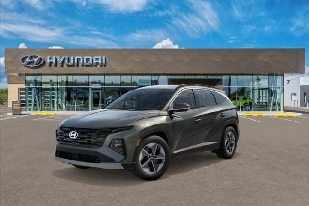 2025 Hyundai Tucson SEL photo 1