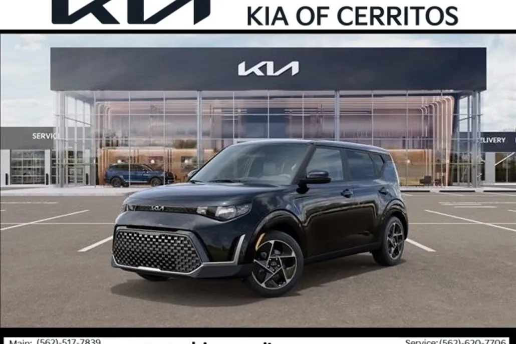 2025 Kia Soul EX photo 1