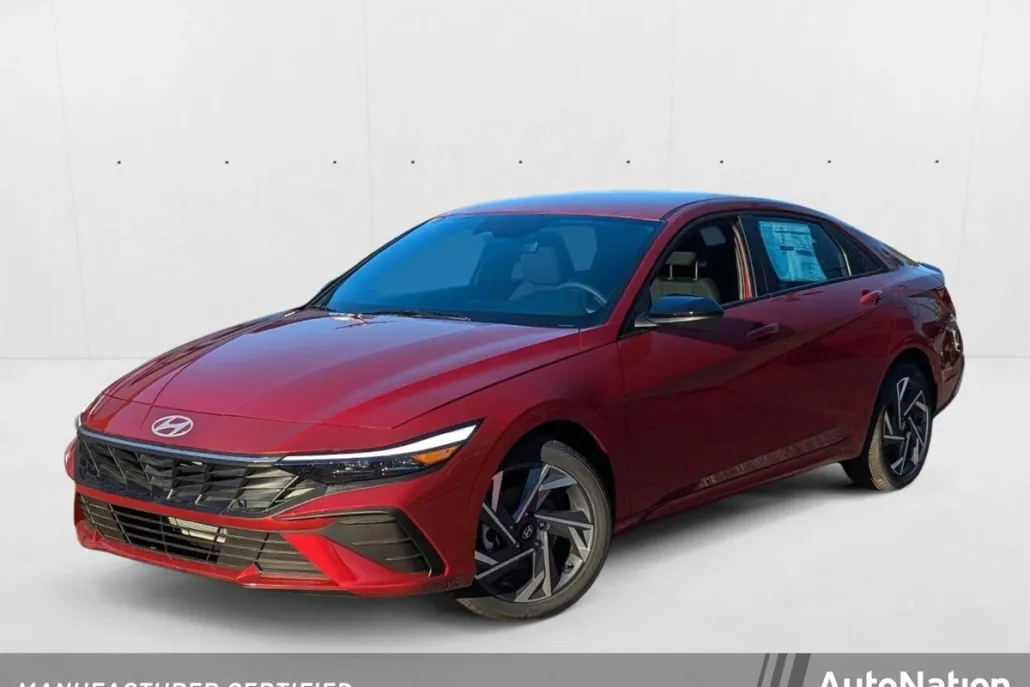 2025 Hyundai Elantra SEL Sport photo 1