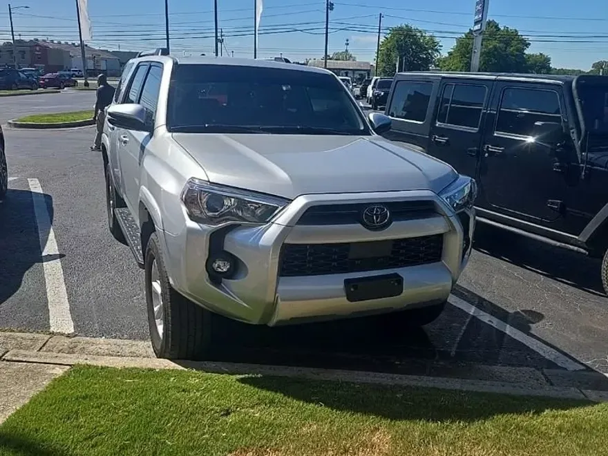 2021 Toyota 4Runner SR5 Premium photo 1