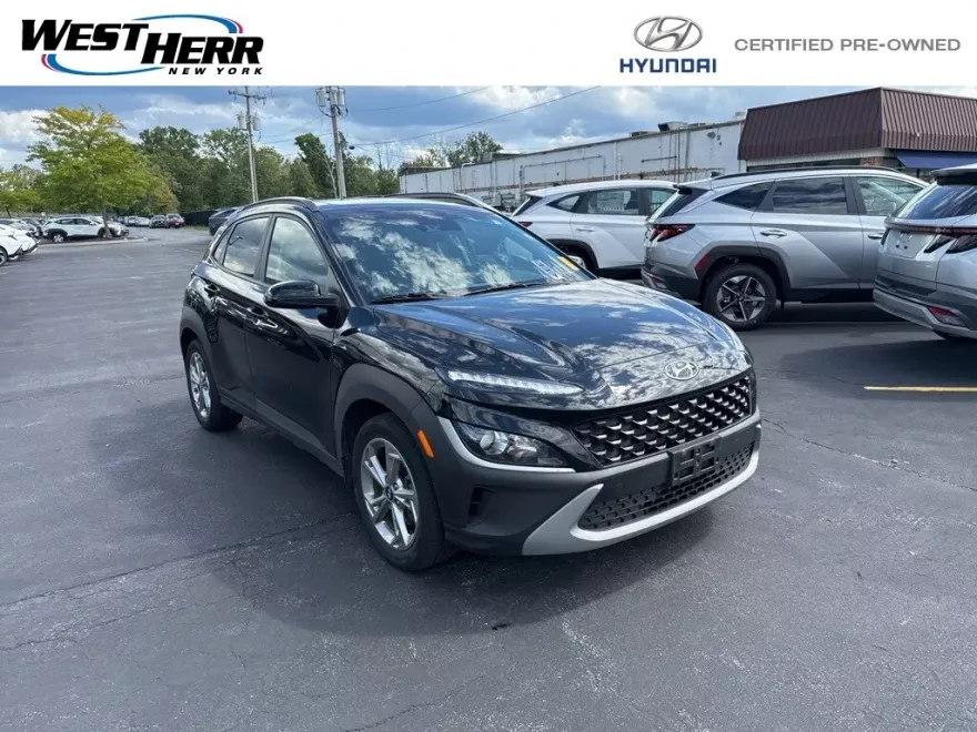 2023 Hyundai Kona SEL photo 1
