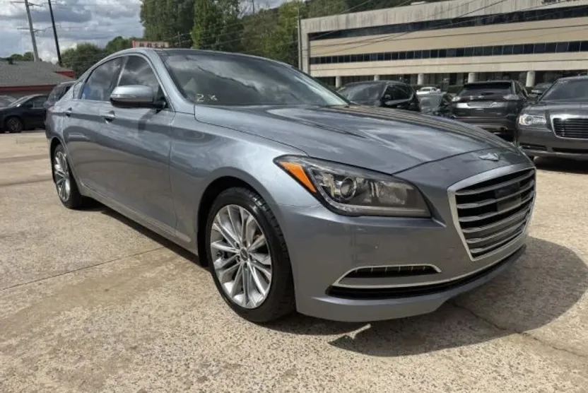 2015 Hyundai Genesis 3.8 photo 1