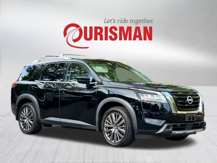 2023 Nissan Pathfinder SL photo 1