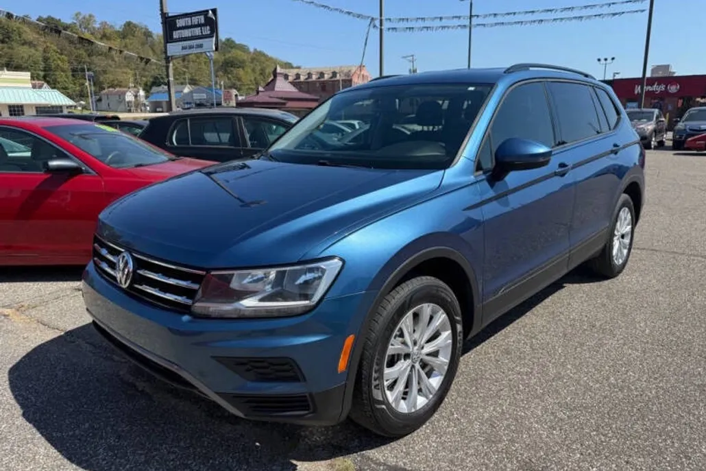 2018 Volkswagen Tiguan S photo 1