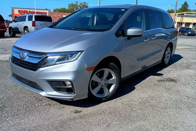 2018 Honda Odyssey EX-L photo 1