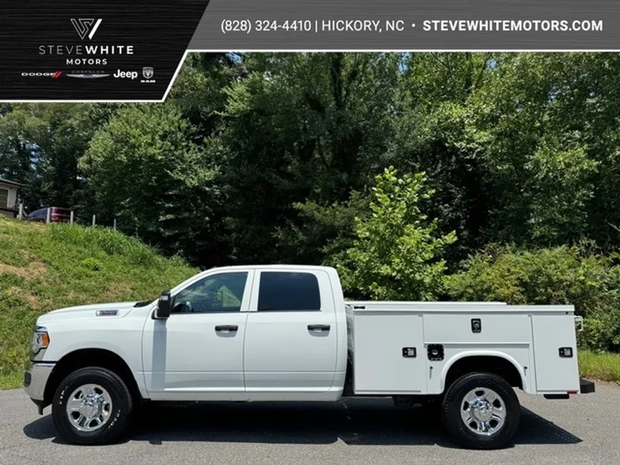 2024 Ram 2500 Tradesman photo 1