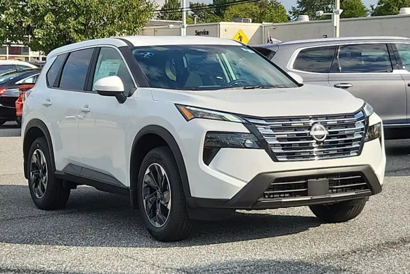 2026 Nissan Rogue SV photo 1