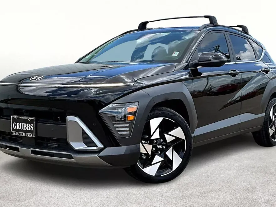 2024 Hyundai Kona Limited photo 1