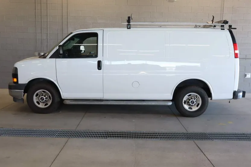 2019 Gmc Savana 2500 Cargo photo 1