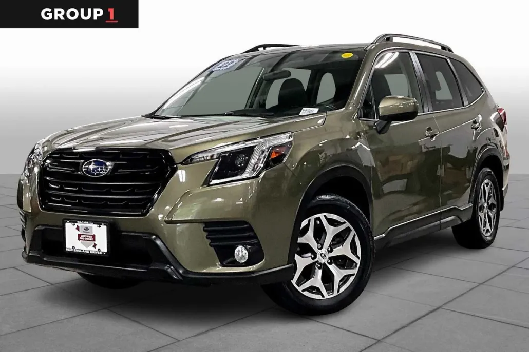 2022 Subaru Forester Premium photo 1