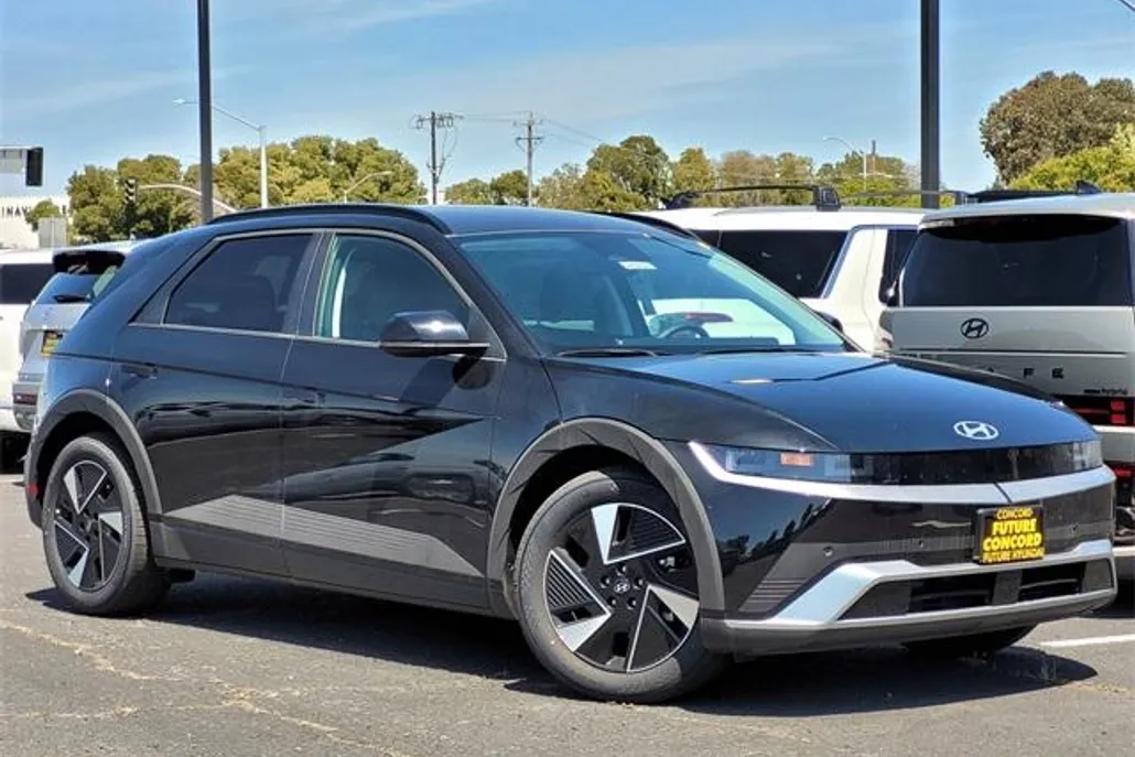 2025 Hyundai Ioniq 5 SEL photo 1