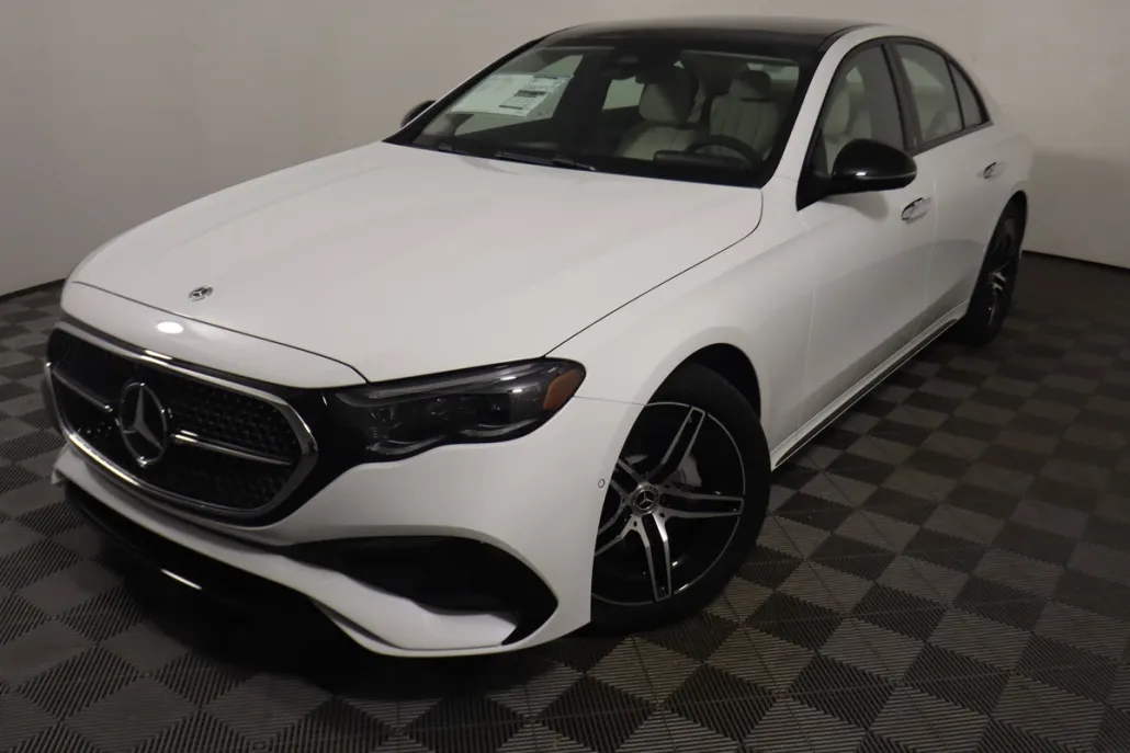 2026 Mercedes Benz E 350 photo 1