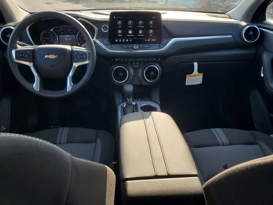 2025 Chevrolet Blazer 2LT photo 1