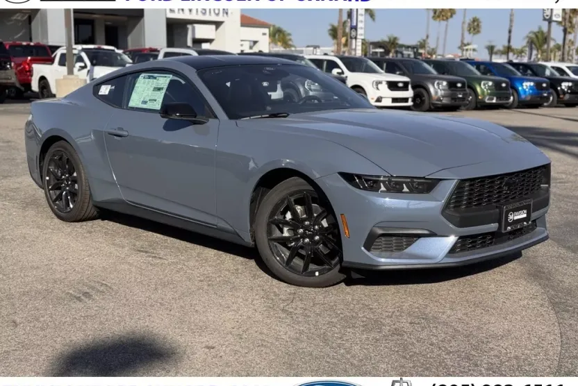 2025 Ford Mustang EcoBoost Premium photo 1
