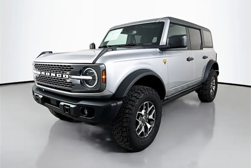 2023 Ford Bronco Base Big Bend Black Diamond Outer Banks Badlands Wildtrak Everglades photo 1