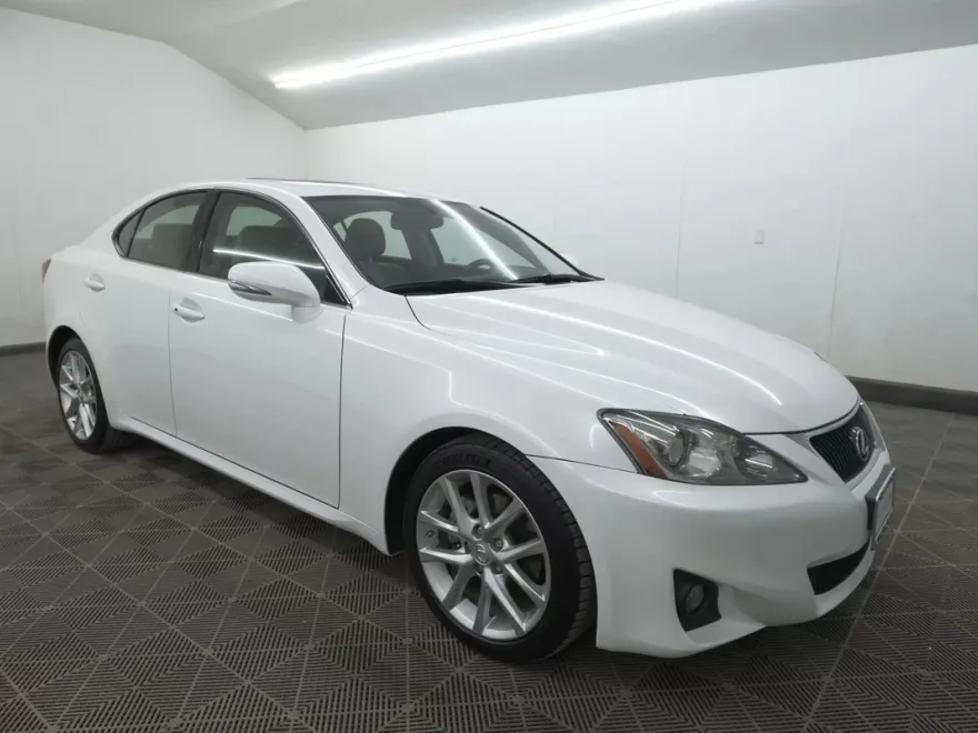 2011 Lexus IS 250 photo 1