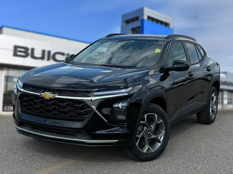2025 Chevrolet Trax LT photo 1