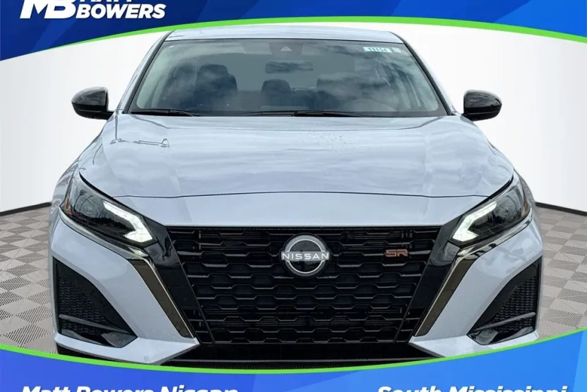 2025 Nissan Altima SR photo 1