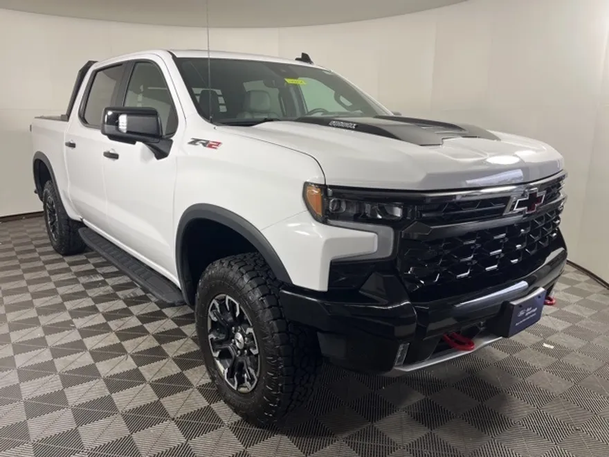 2024 Chevrolet Silverado 1500 ZR2 photo 1