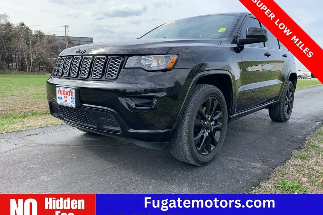 2021 Jeep Grand Cherokee Laredo X photo 1