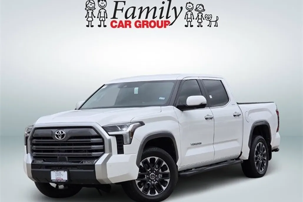 2024 Toyota Tundra Limited photo 1