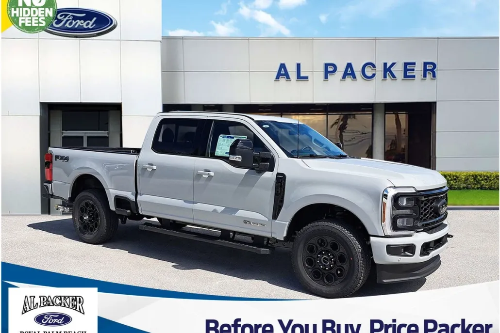 2025 Ford F-250 Lariat photo 1