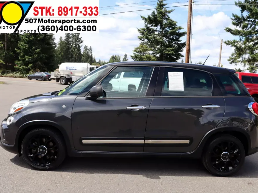 2015 Fiat 500L Trekking photo 1