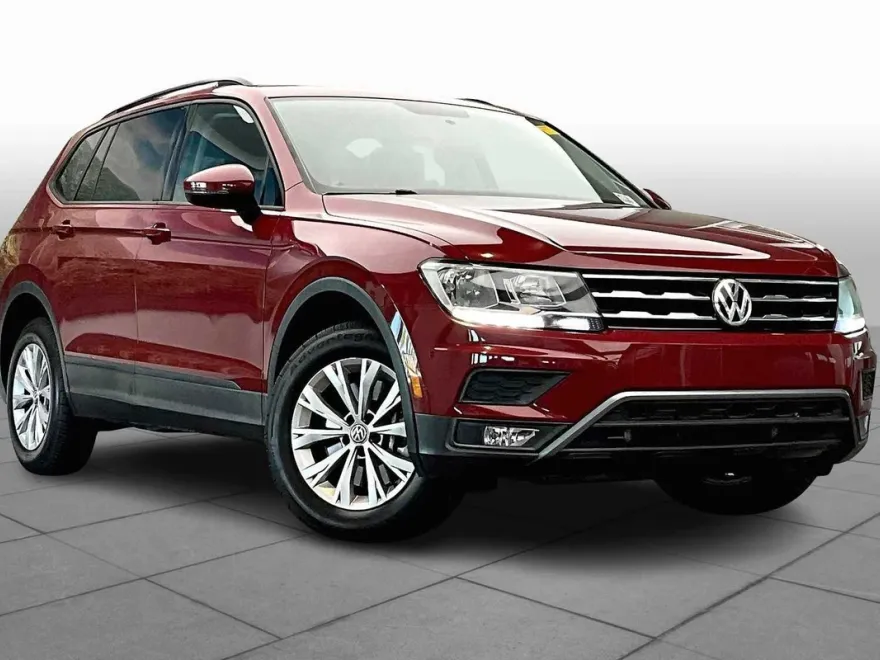 2018 Volkswagen Tiguan S photo 1