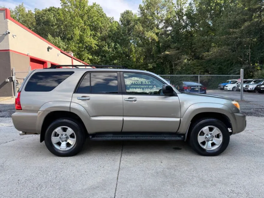 2008 Toyota 4Runner SR5 photo 1