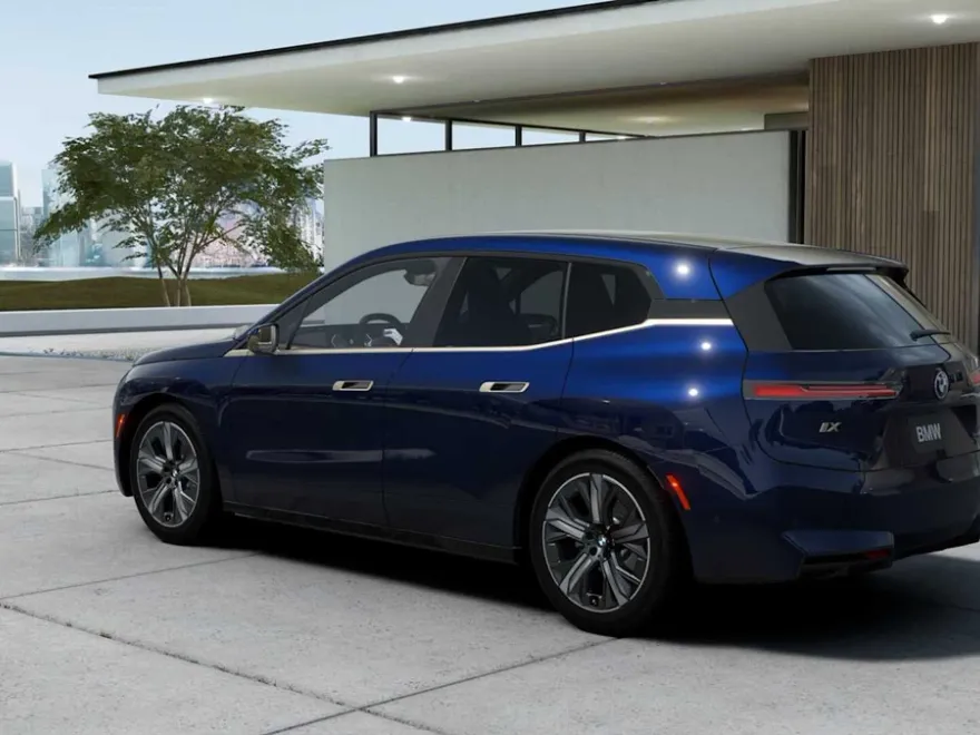 2026 Bmw iX photo 1