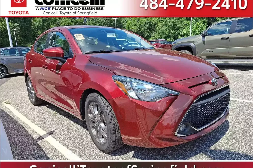 2019 Toyota Yaris L photo 1