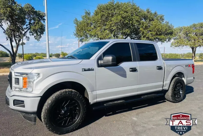 2018 Ford F-150 photo 1