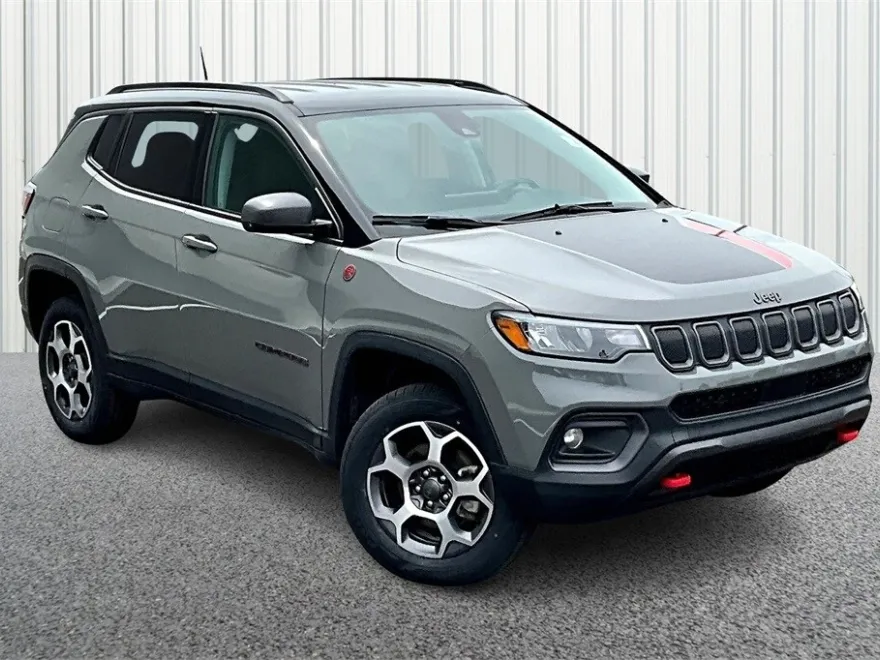 2022 Jeep Compass Trailhawk photo 1