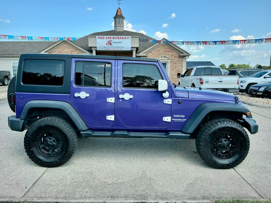 2017 Jeep Wrangler Unlimited Sport photo 1