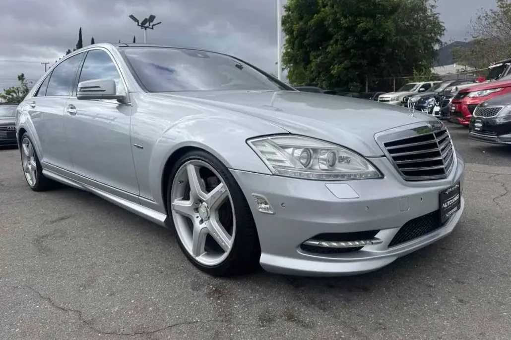 2012 Mercedes Benz S 550 photo 1