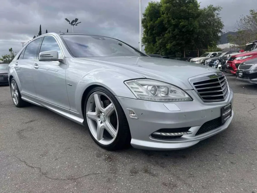 2012 Mercedes Benz S 550 photo 1