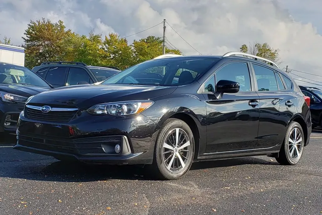 2023 Subaru Impreza Premium photo 1