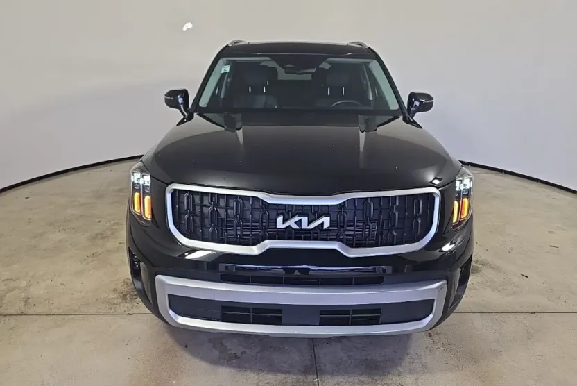 2024 Kia Telluride EX photo 1