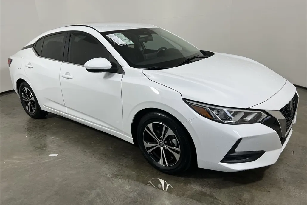 2023 Nissan Sentra SV photo 1