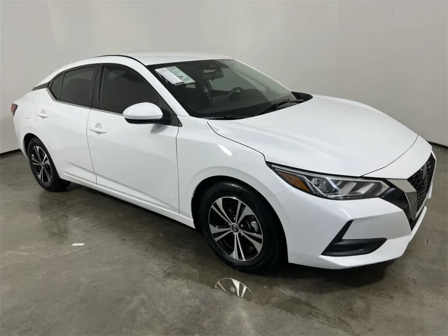2023 Nissan Sentra SV photo 1
