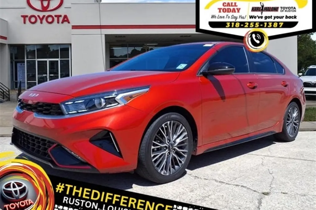 2023 Kia Forte GT-Line photo 1