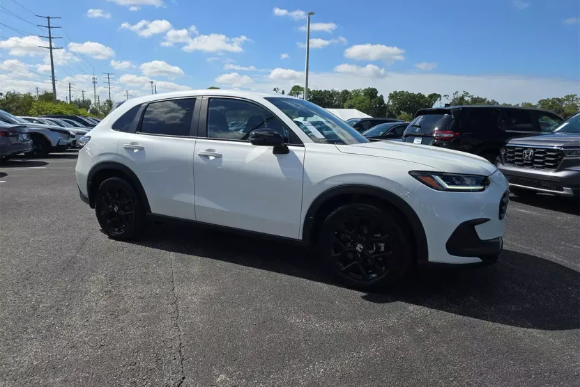 2024 Honda HR-V Sport photo 1
