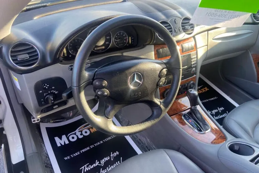 2008 Mercedes Benz CLK 350 photo 1