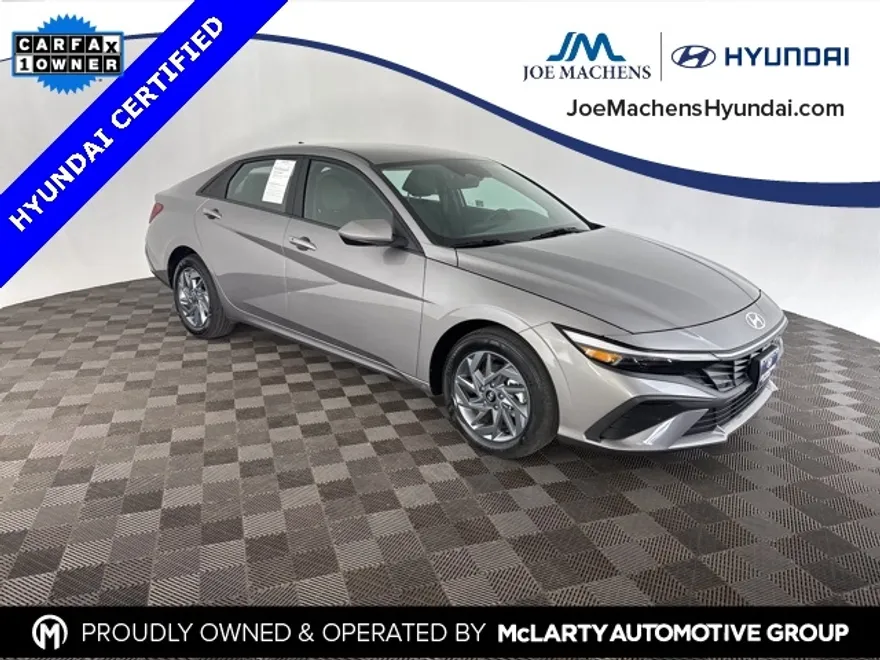2024 Hyundai Elantra Hybrid Blue photo 1