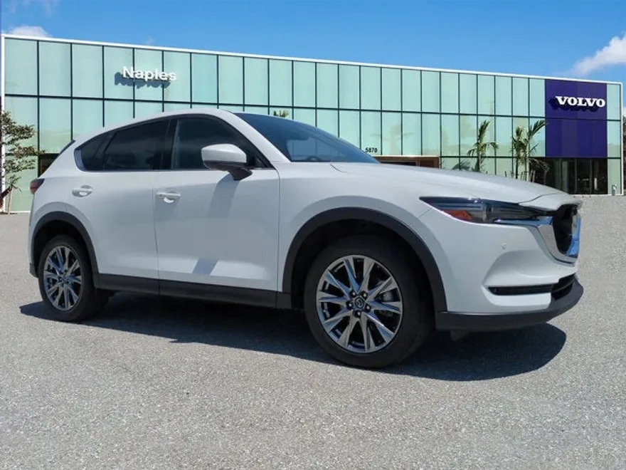 2019 Mazda CX-5 Signature photo 1