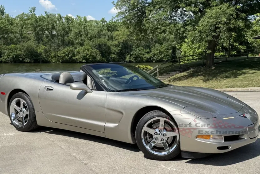 1999 Chevrolet Corvette photo 1