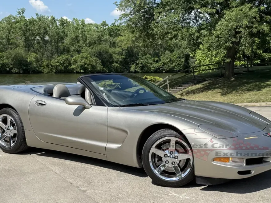 1999 Chevrolet Corvette photo 1